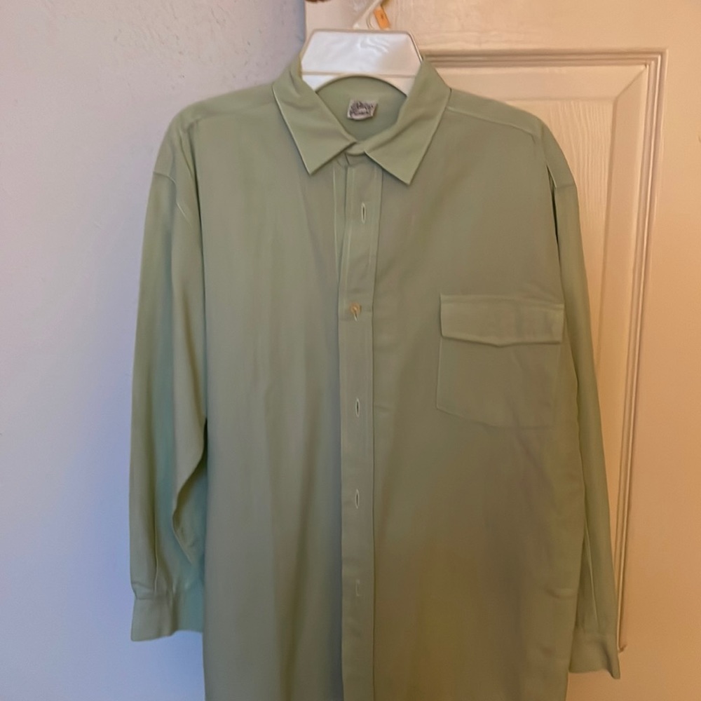 Polos and shirt’s T10 for boys in good conditions. Bundle or separate